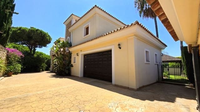5 makuuhuone Huvila myytävänä paikassa Calahonda, Mijas mukana uima-altaan 
autotalli - 1 890 000 € (Ref: 10120961)