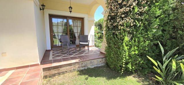 5 makuuhuone Huvila myytävänä paikassa Calahonda, Mijas mukana uima-altaan 
autotalli - 1 890 000 € (Ref: 10120961)