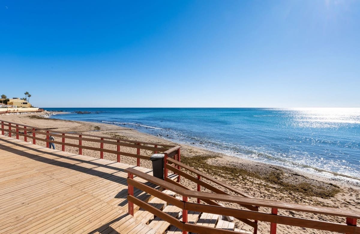 3 chambre Maison de Ville à vendre à Calahonda avec piscine garage - 540 000 € (Ref: 10120968)