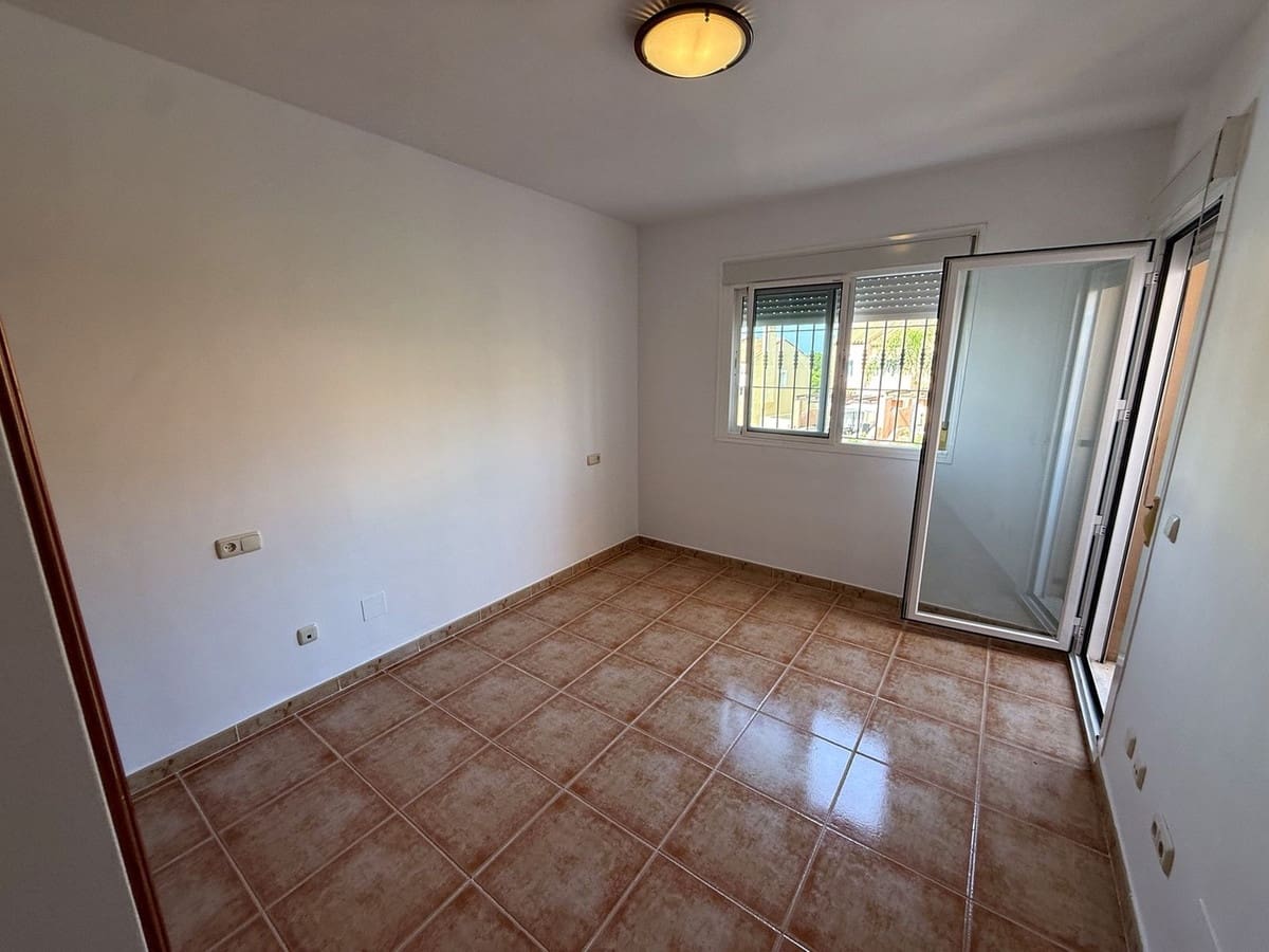 3 chambre Maison de Ville à vendre à Calahonda avec piscine garage - 540 000 € (Ref: 10120968)