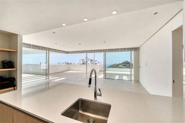 3 sovrum Lägenhet till salu i Ojen med pool garage - 1 750 000 € (Ref: 10120969)
