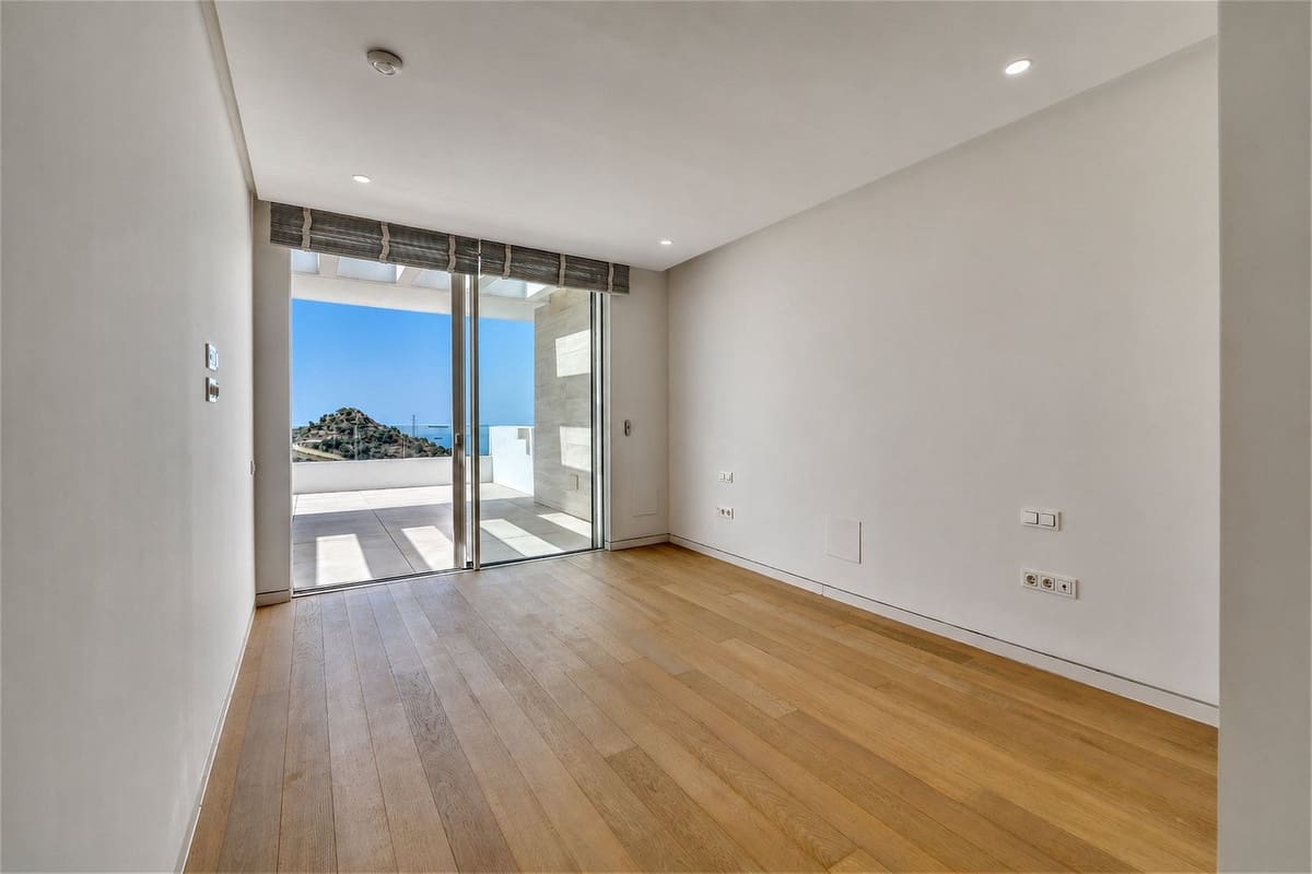 3 sovrum Lägenhet till salu i Ojen med pool garage - 1 750 000 € (Ref: 10120969)