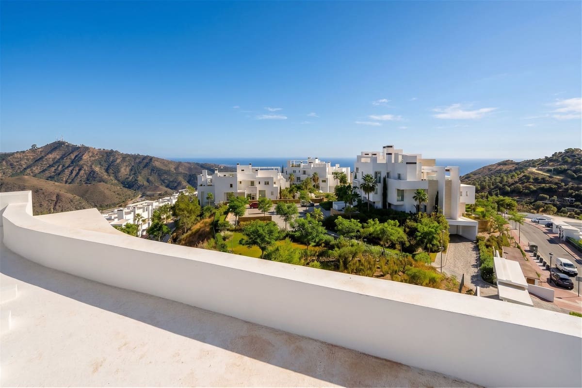 3 sovrum Lägenhet till salu i Ojen med pool garage - 1 750 000 € (Ref: 10120969)