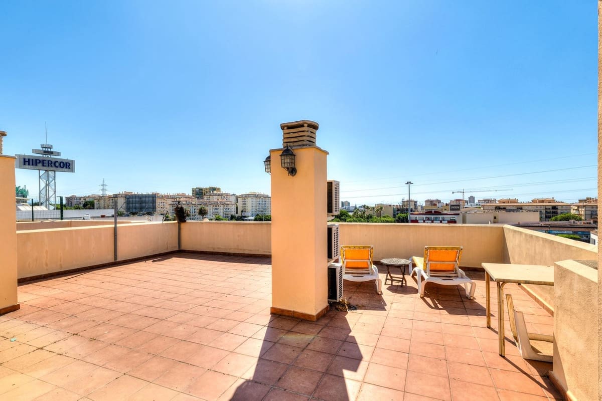 2 makuuhuone Huoneisto myytävänä paikassa Mijas Costa mukana 
autotalli - 350 000 € (Ref: 10120975)