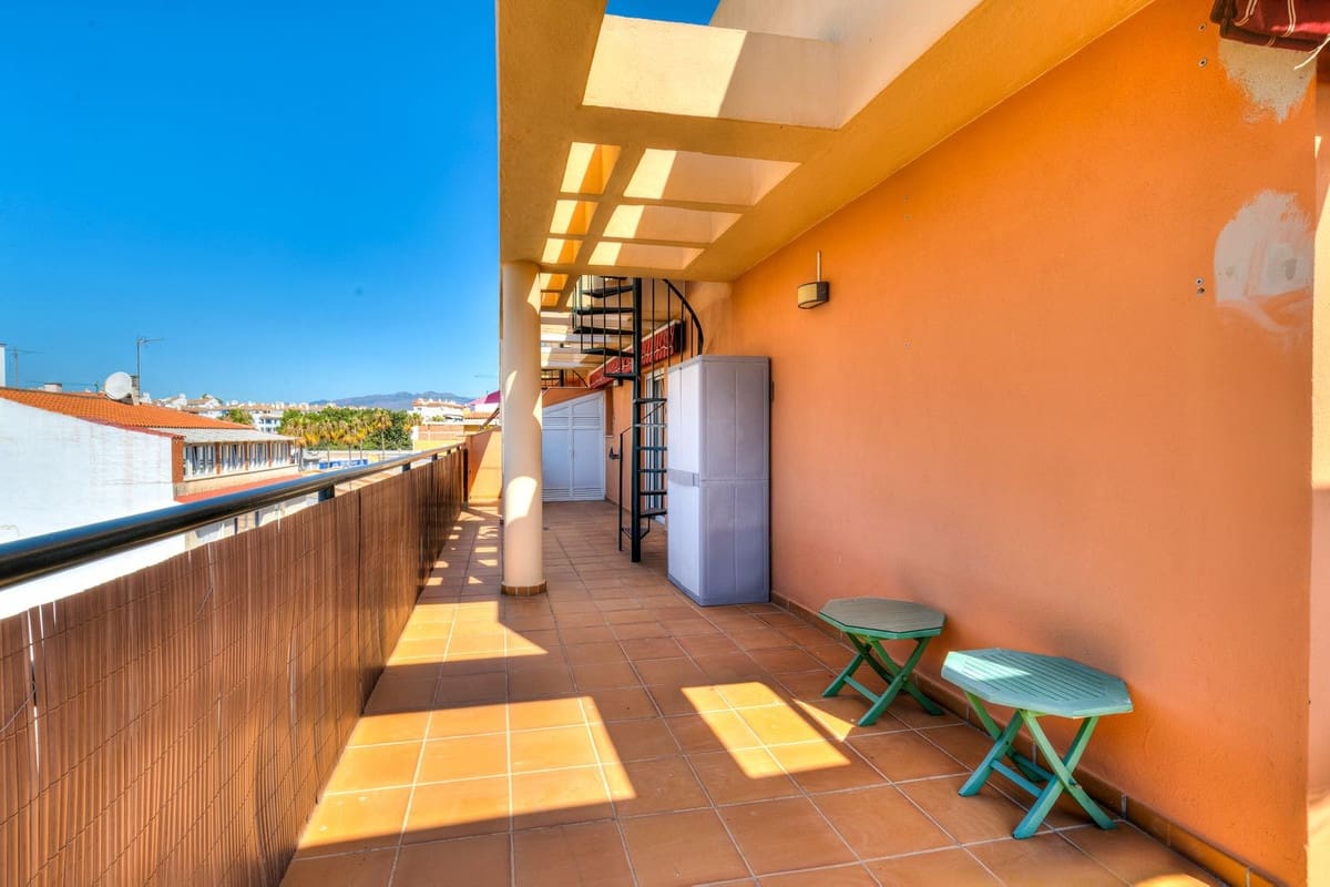 2 makuuhuone Huoneisto myytävänä paikassa Mijas Costa mukana 
autotalli - 350 000 € (Ref: 10120975)