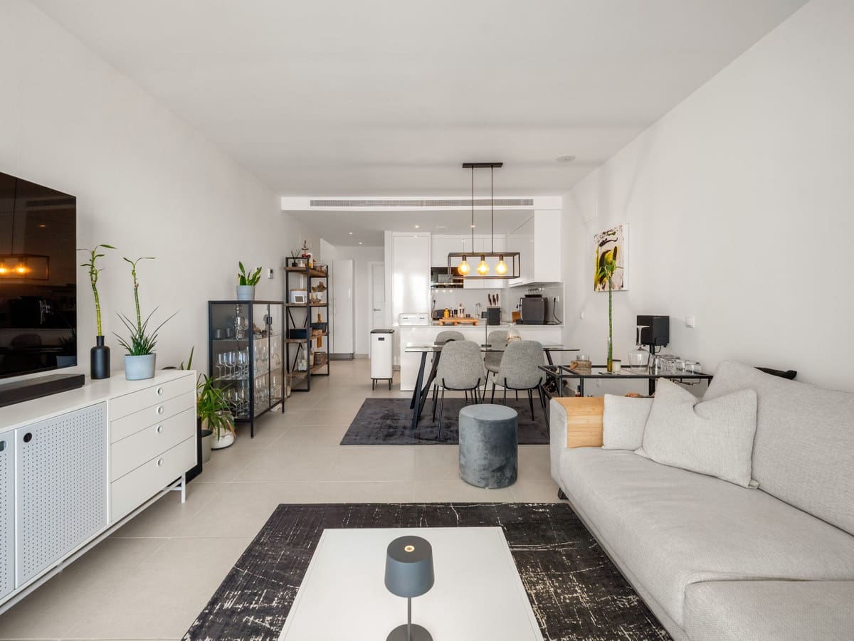 2 makuuhuone Huoneisto myytävänä paikassa Estepona mukana uima-altaan - 595 000 € (Ref: 10120976)