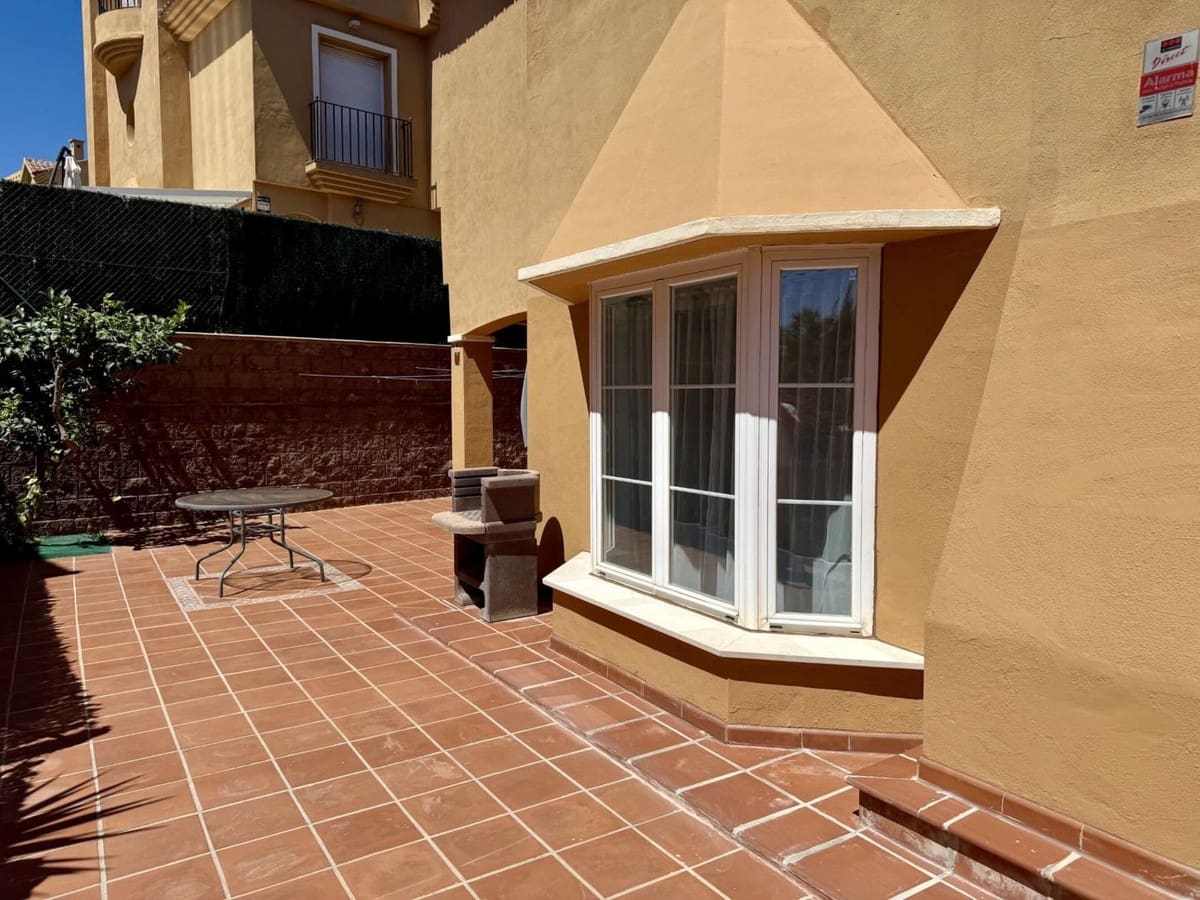 3 bedroom Townhouse for sale in Riviera del Sol with pool garage - € 550,000 (Ref: 10123429)