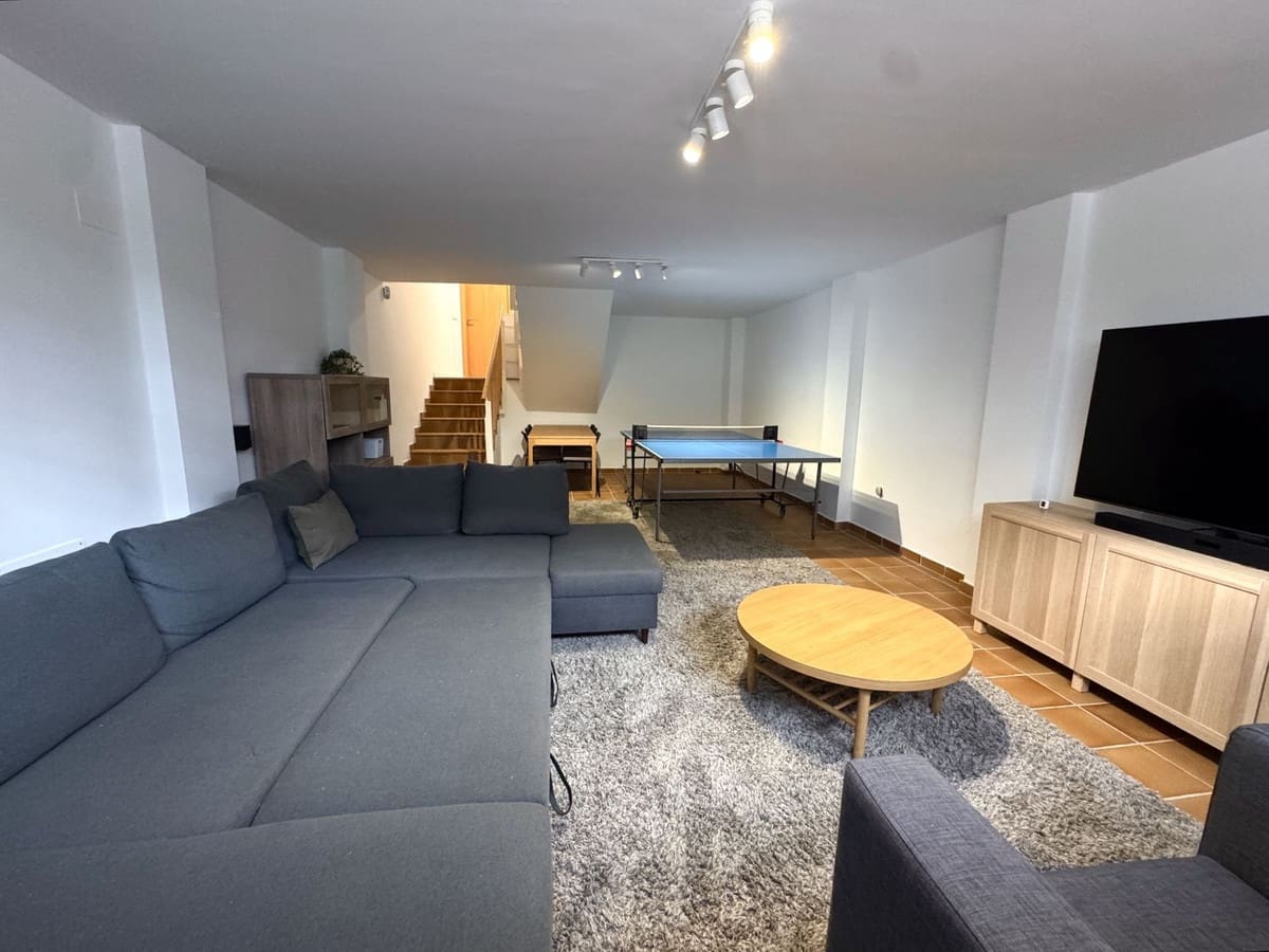 3 bedroom Townhouse for sale in Riviera del Sol with pool garage - € 625,000 (Ref: 10123432)