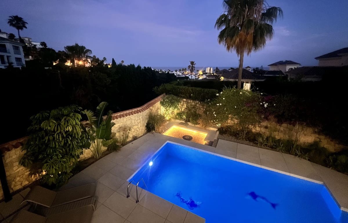 5 soveværelse Villa til salg i Riviera del Sol med swimmingpool garage - € 1.595.000 (Ref: 10123433)
