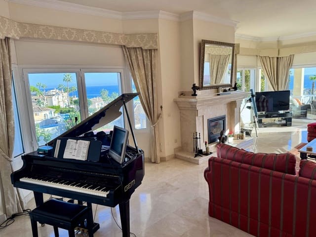6 makuuhuone Huvila myytävänä paikassa Riviera del Sol, Mijas mukana uima-altaan - 2 995 000 € (Ref: 10124826)