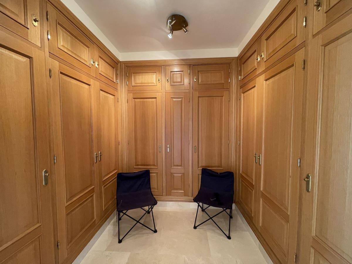 6 makuuhuone Huvila myytävänä paikassa Riviera del Sol mukana uima-altaan - 2 995 000 € (Ref: 10124826)