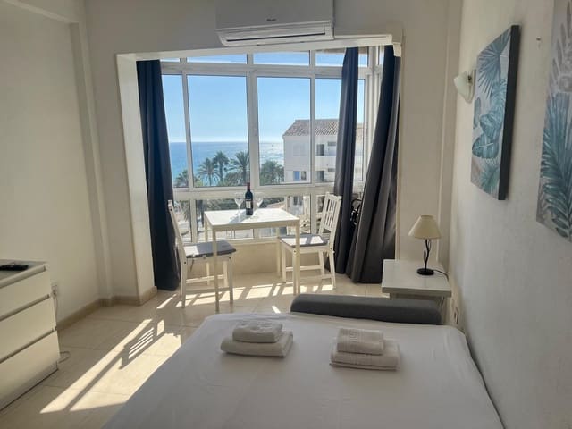 Yksiö myytävänä paikassa Benalmadena Costa, Benalmádena mukana uima-altaan - 212 500 € (Ref: 10124827)