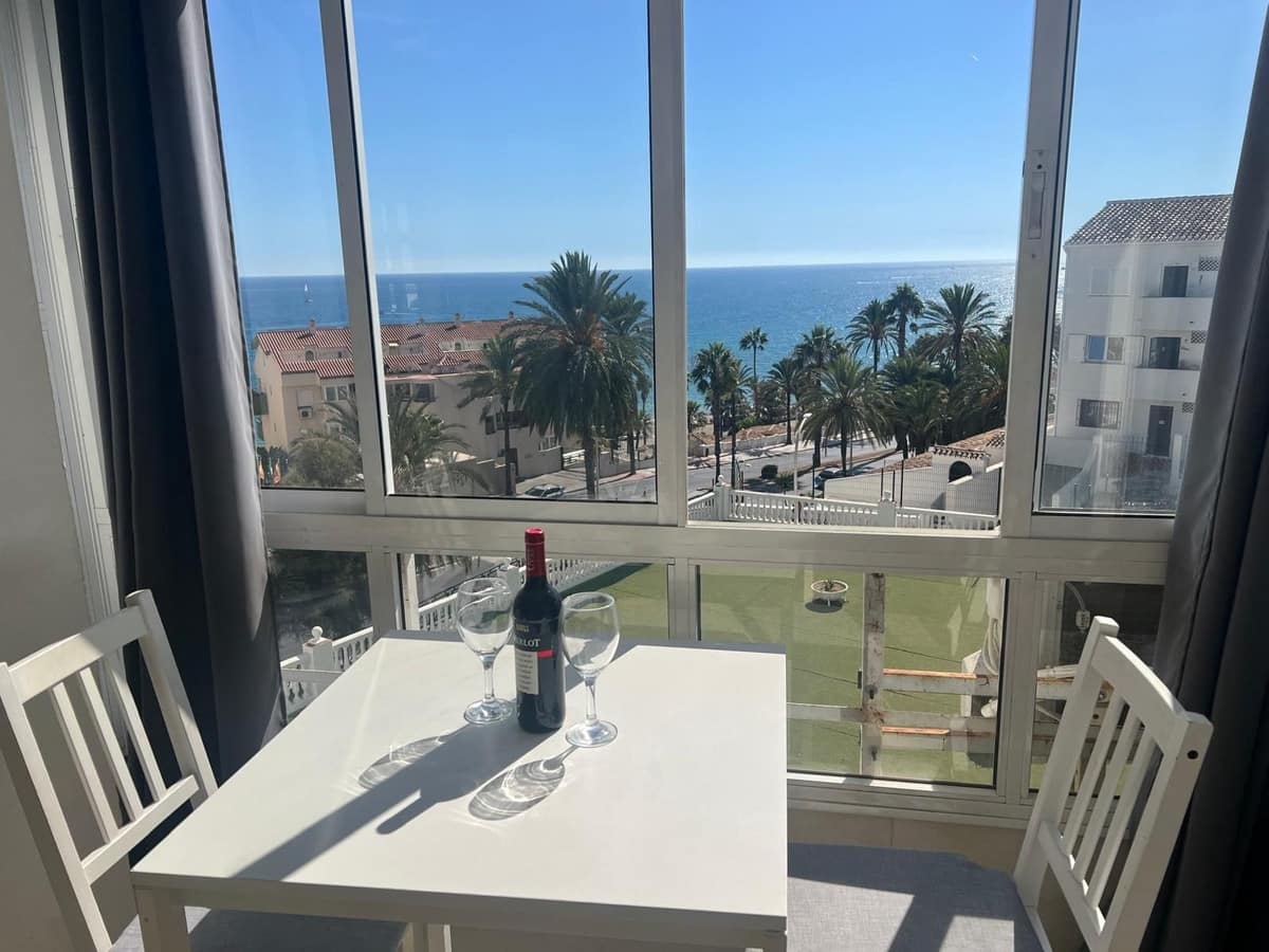 Yksiö myytävänä paikassa Benalmadena Costa mukana uima-altaan - 212 500 € (Ref: 10124827)