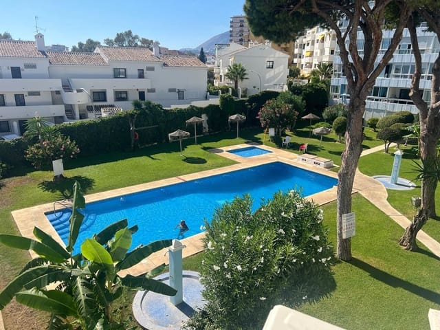 Yksiö myytävänä paikassa Benalmadena Costa, Benalmádena mukana uima-altaan - 212 500 € (Ref: 10124827)