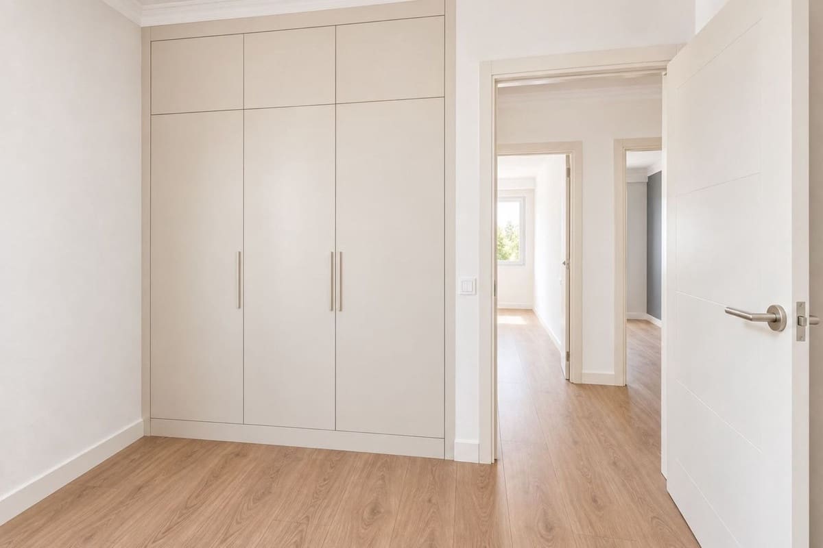 3 slaapkamer Appartement te koop in Estepona - € 200.000 (Ref: 10124829)