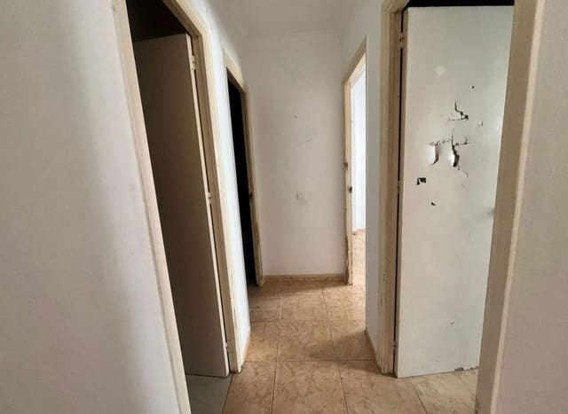 3 slaapkamer Appartement te koop in Estepona - € 200.000 (Ref: 10124829)
