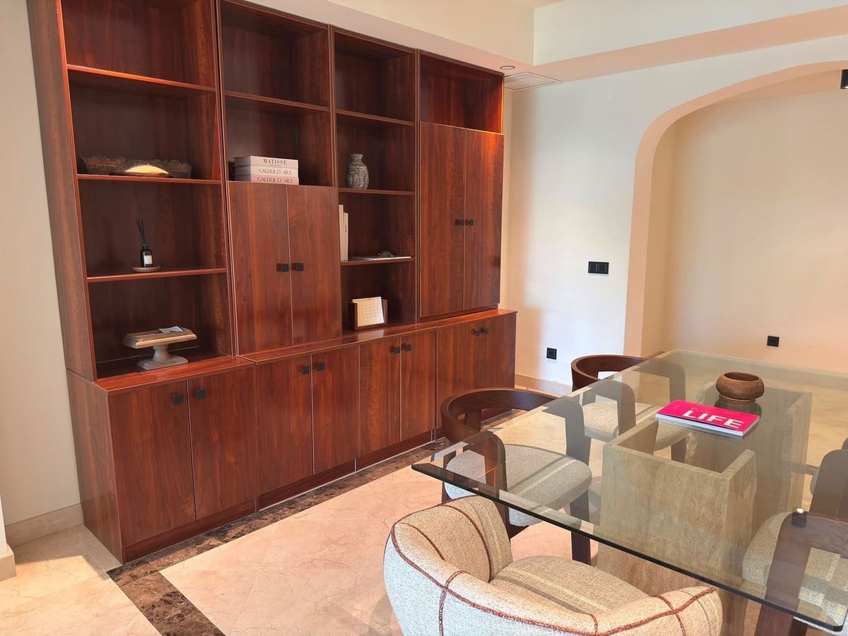 3 bedroom Apartment for sale in Golden Mile with pool garage - € 840,000 (Ref: 10124831)
