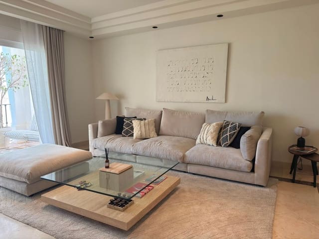 3 bedroom Apartment for sale in Sierra Blanca, Marbella with pool garage - € 840,000 (Ref: 10124831)