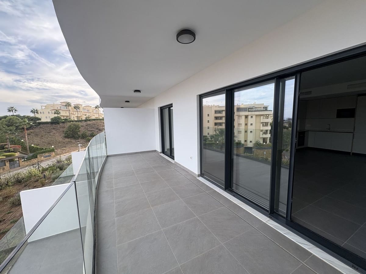 3 sypialnia Apartament na sprzedaż w El Chaparral z basenem garażem - 595 000 € (Ref: 10130868)