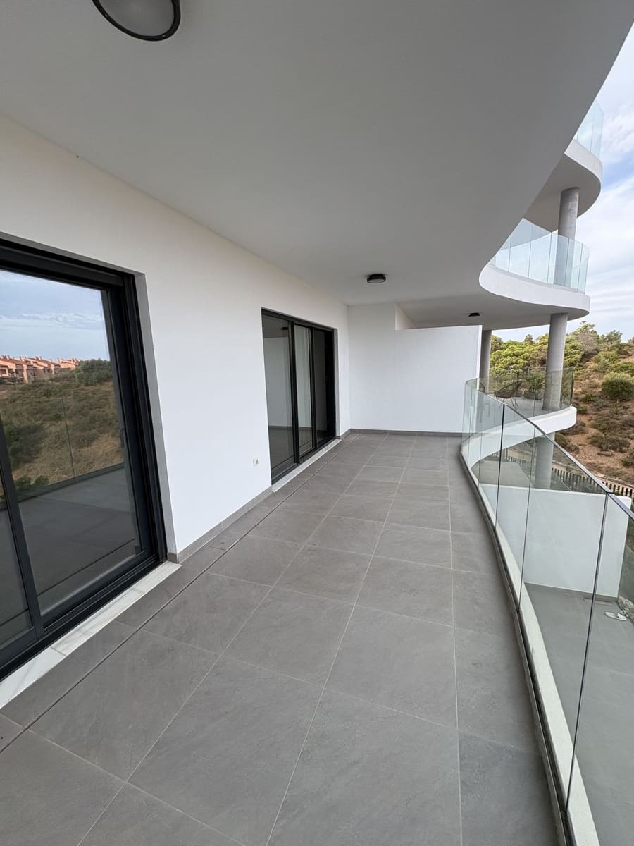 3 sypialnia Apartament na sprzedaż w El Chaparral z basenem garażem - 595 000 € (Ref: 10130868)
