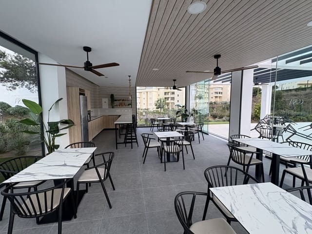 3 sypialnia Apartament na sprzedaż w El Chaparral, Mijas z basenem garażem - 595 000 € (Ref: 10130868)
