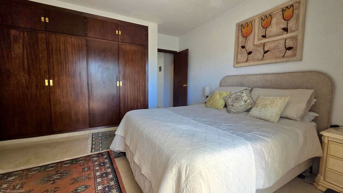 3 quarto Apartamento para venda em Mijas Costa com piscina - 339 000 € (Ref: 10130869)