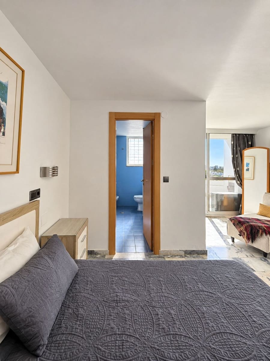 2 soveværelse Lejlighed til salg i Torremolinos - € 870.000 (Ref: 10130871)