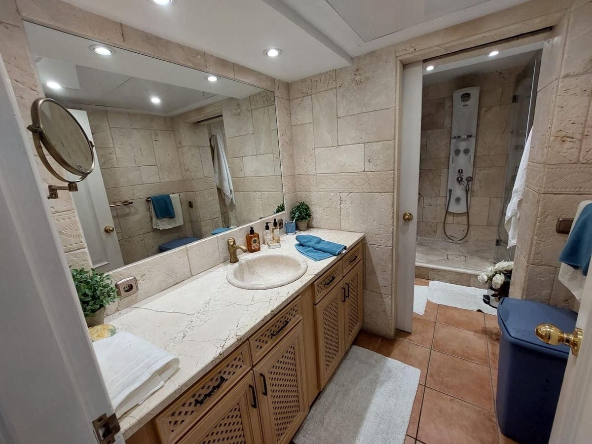 2 sypialnia Apartament na sprzedaż w Marbella z basenem - 800 000 € (Ref: 10130872)