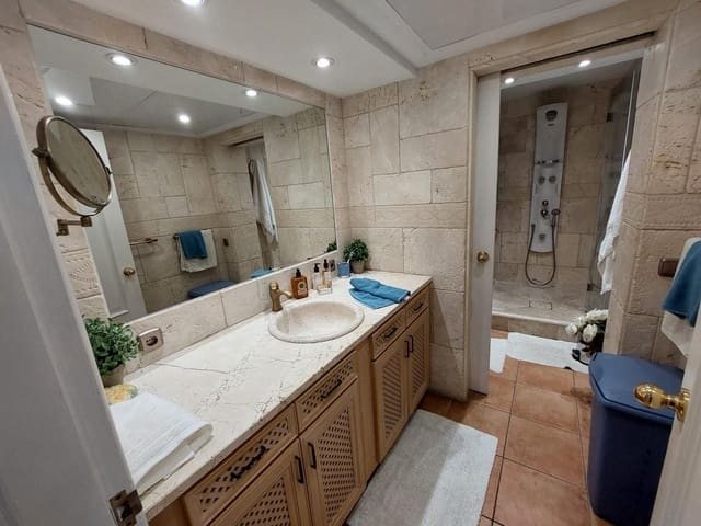2 sypialnia Apartament na sprzedaż w Marbella z basenem - 800 000 € (Ref: 10130872)