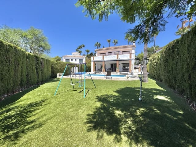 4 slaapkamer Villa te koop in Calahonda, Mijas met zwembad garage - € 1.250.000 (Ref: 10130873)