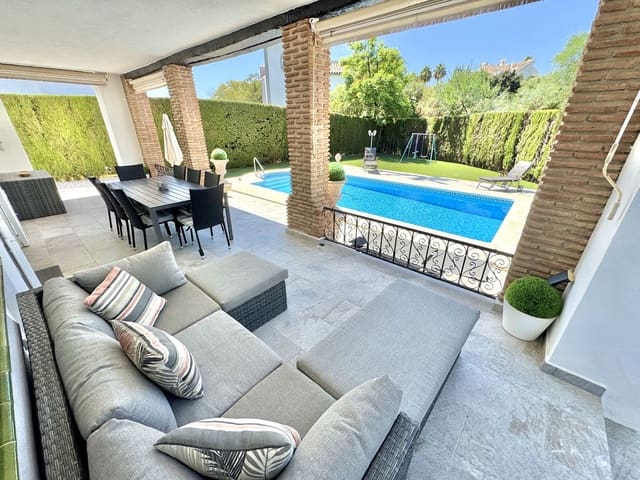 4 slaapkamer Villa te koop in Calahonda, Mijas met zwembad garage - € 1.250.000 (Ref: 10130873)