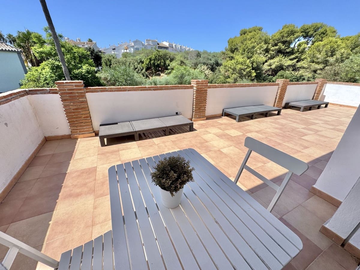 4 slaapkamer Villa te koop in Calahonda met zwembad garage - € 1.250.000 (Ref: 10130873)