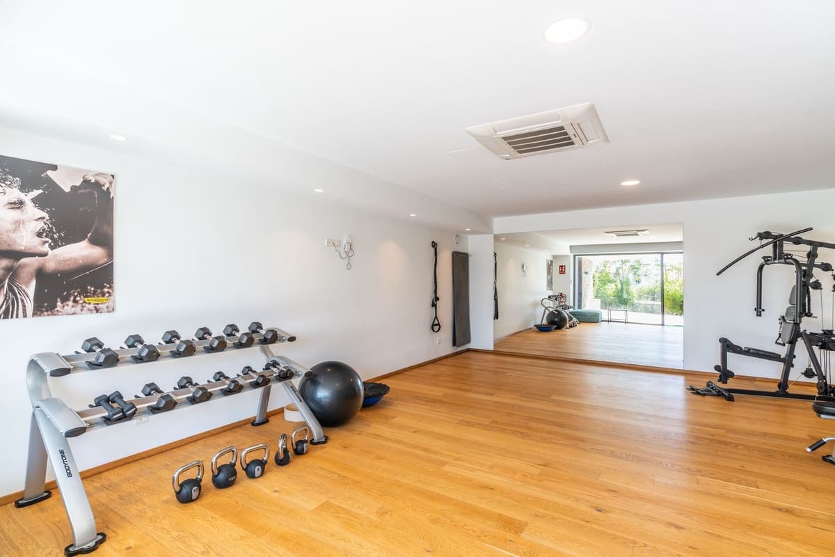 2 sovrum Lägenhet till salu i Benahavis med pool garage - 760 000 € (Ref: 10130878)