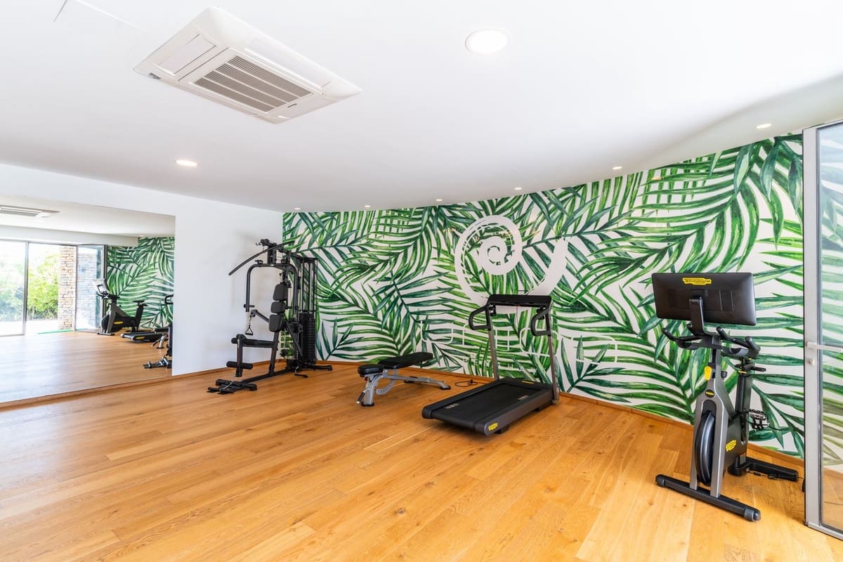 2 sovrum Lägenhet till salu i Benahavis med pool garage - 760 000 € (Ref: 10130878)