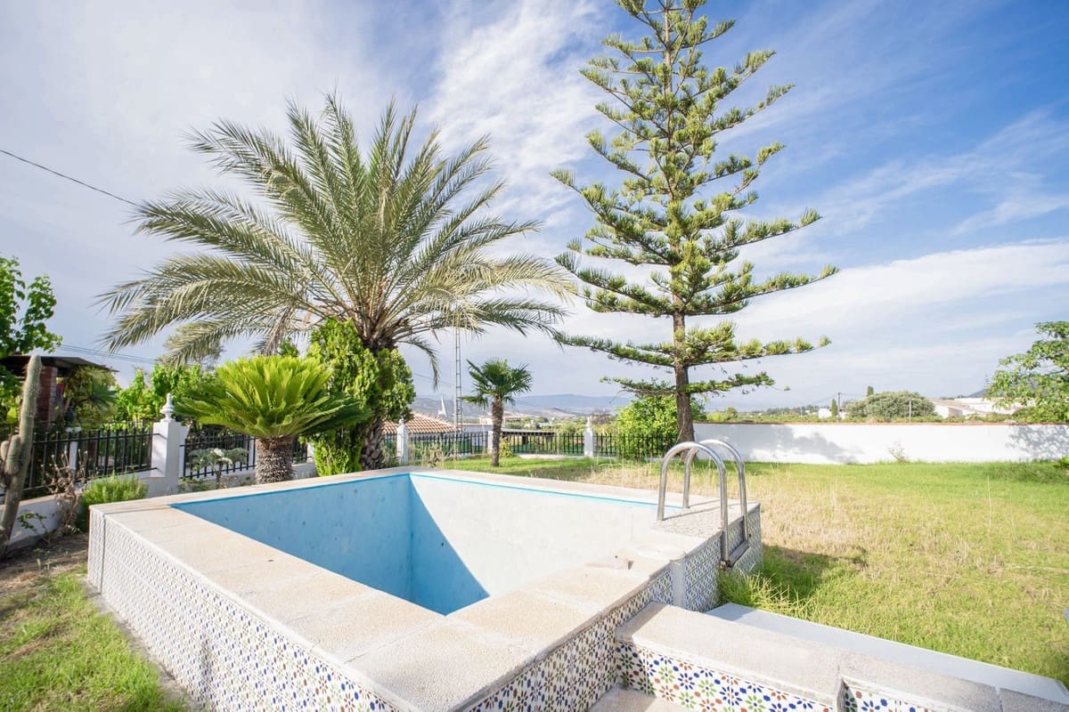 Finca/Casa Rural de 4 habitaciones en Alhaurín el Grande en venta con piscina garaje - 530.000 € (Ref: 10130886)
