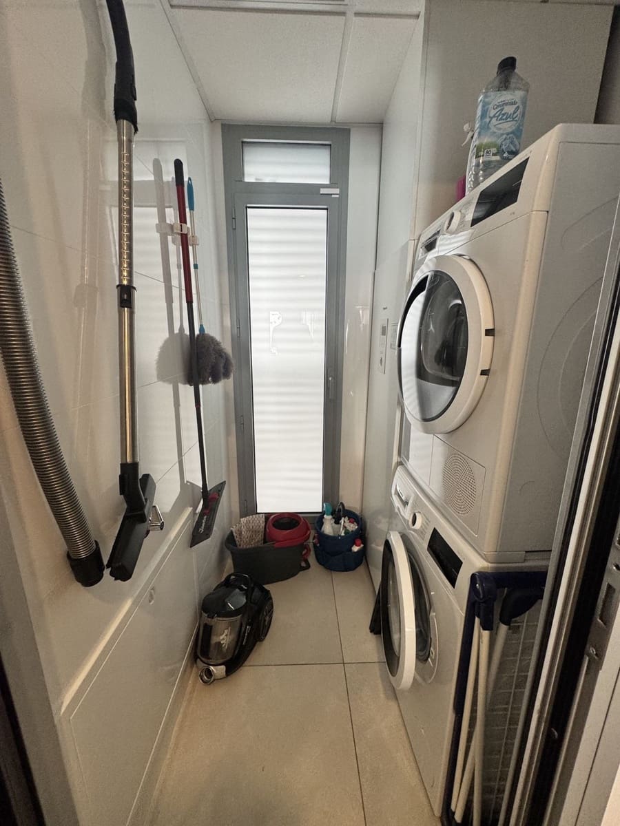 Apartamento de 2 habitaciones en Elviria en venta con piscina - 670.000 € (Ref: 10130887)