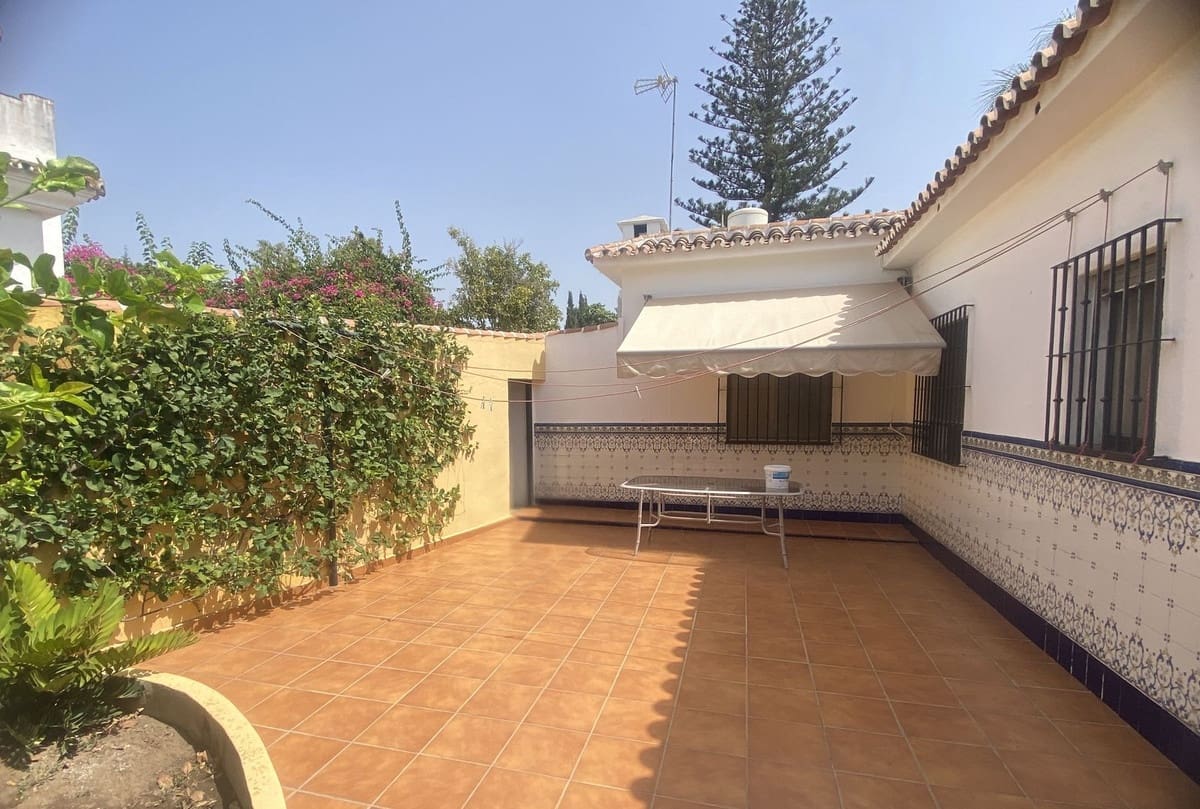 3 quarto Moradia para venda em Elviria com piscina garagem - 850 000 € (Ref: 10130896)