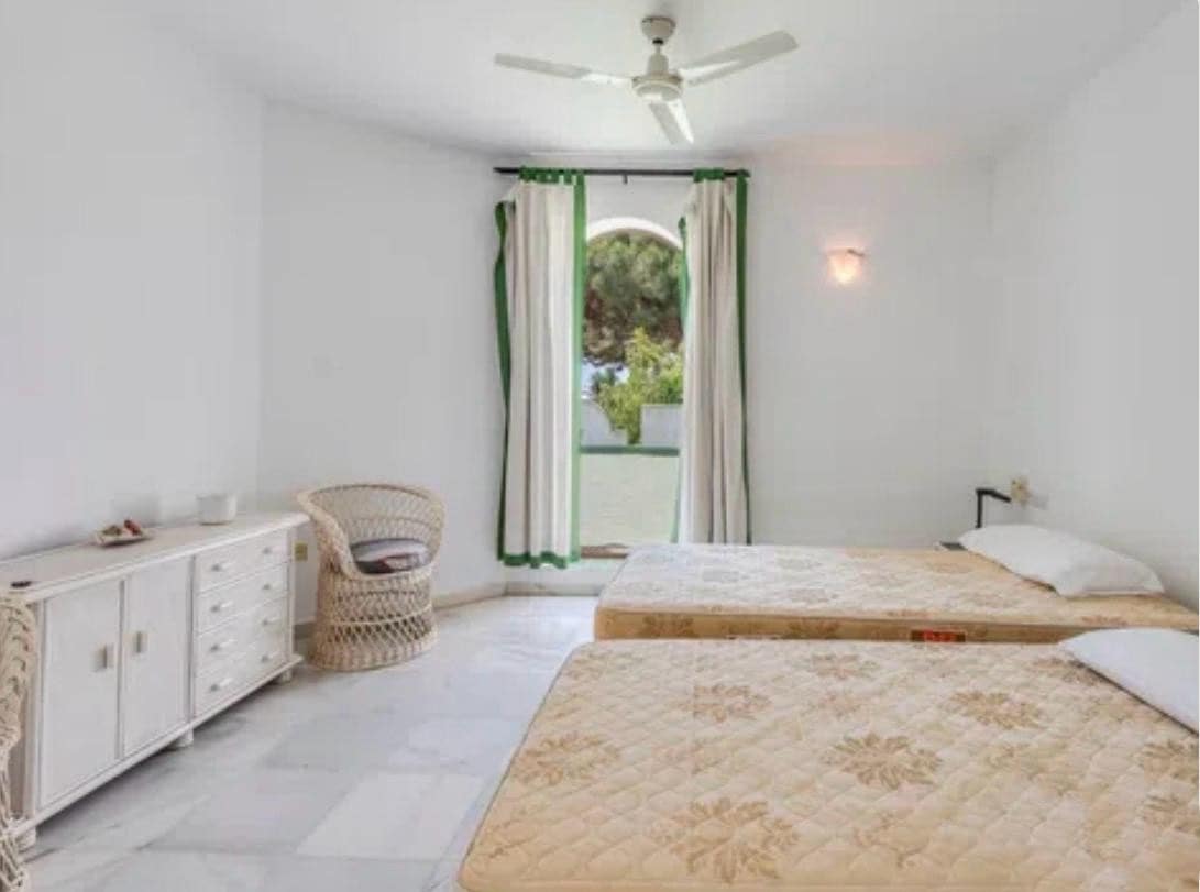 4 soverom Villa til salgs i Artola - € 1 150 000 (Ref: 10134907)