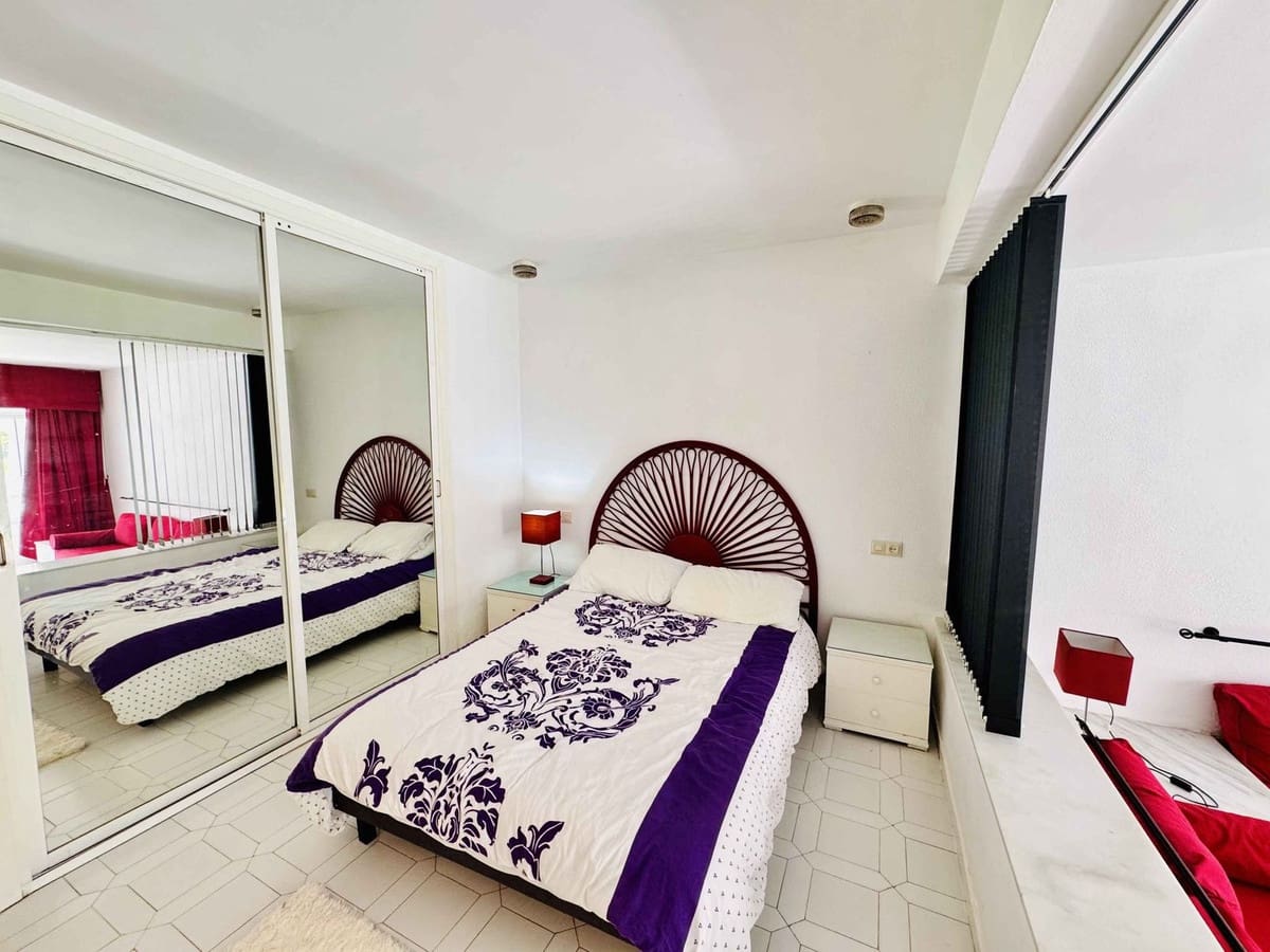 Studio til salg i Miraflores med swimmingpool - € 229.000 (Ref: 10135306)