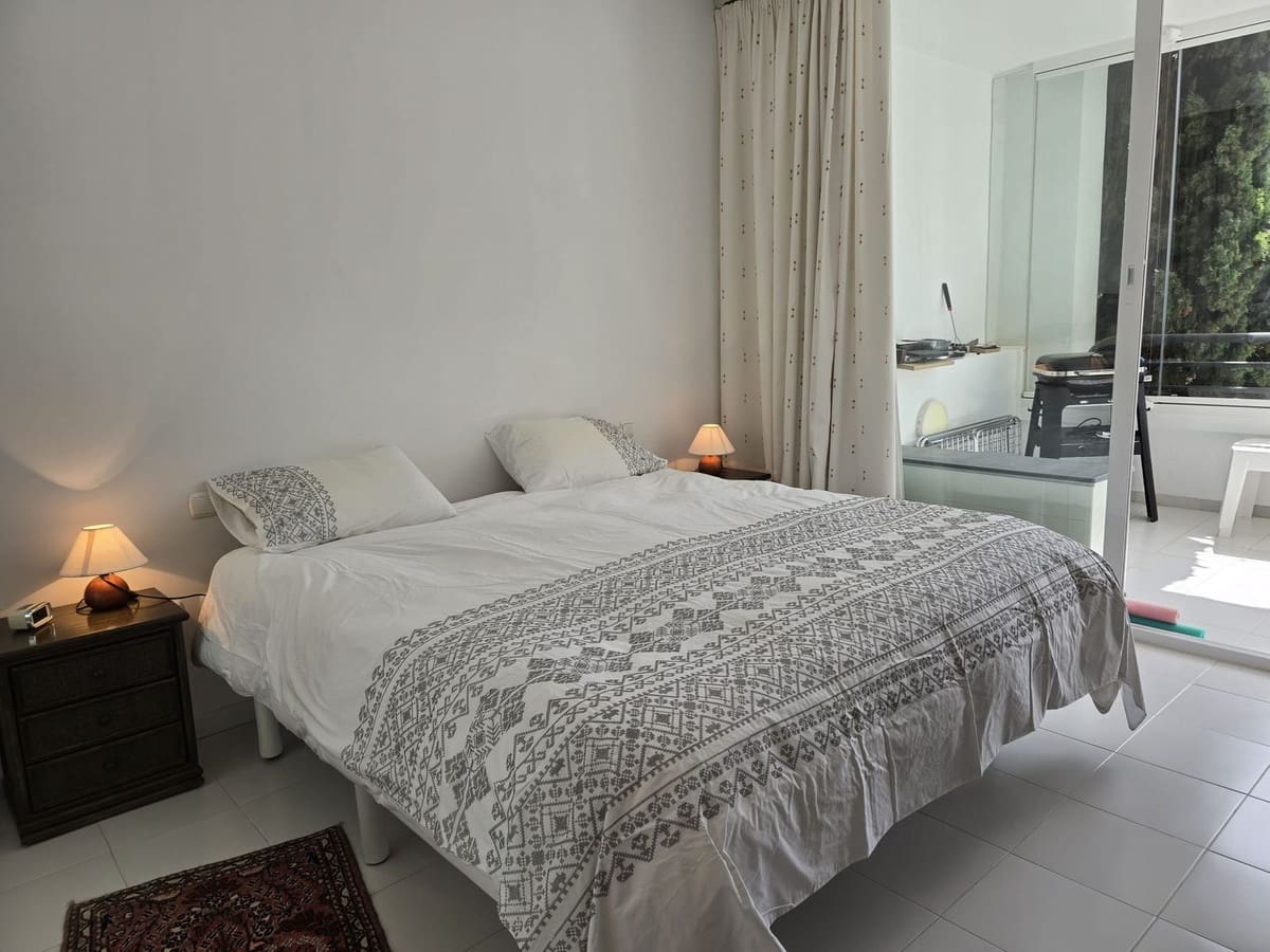 2 soveværelse Lejlighed til salg i Miraflores med swimmingpool garage - € 290.000 (Ref: 10135307)