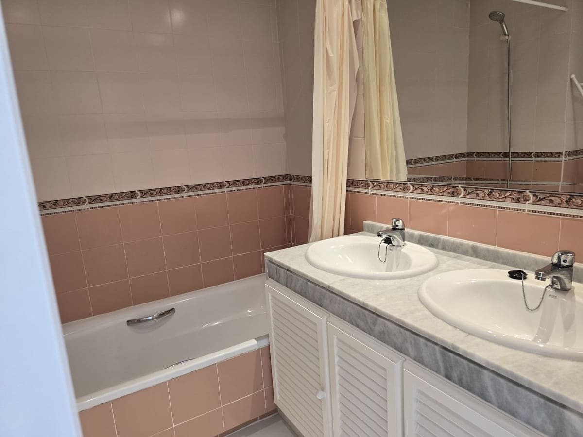 2 soveværelse Lejlighed til salg i Miraflores med swimmingpool garage - € 290.000 (Ref: 10135307)
