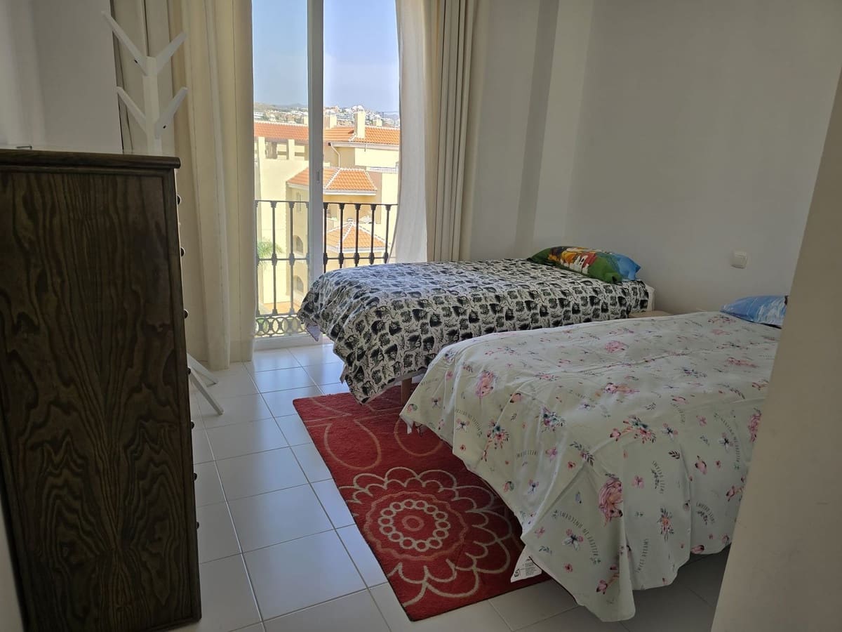 2 soveværelse Lejlighed til salg i Miraflores med swimmingpool garage - € 290.000 (Ref: 10135307)