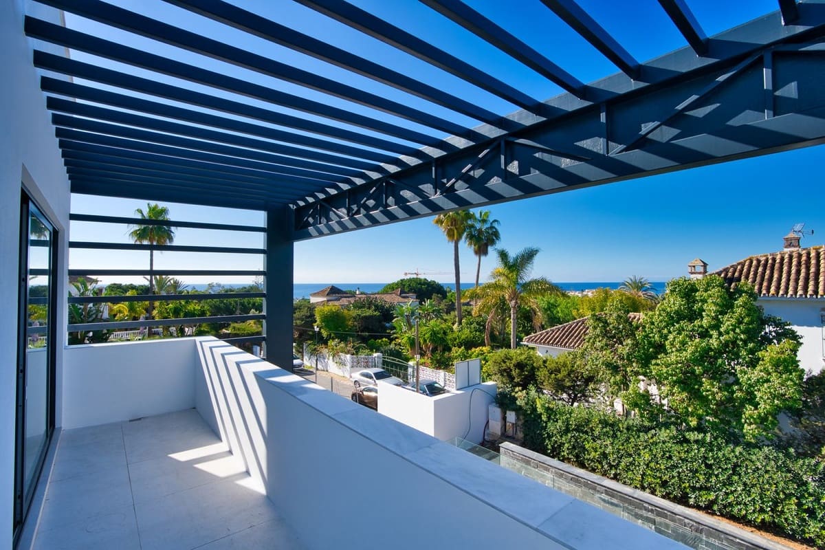 6 chambre Villa/Maison à vendre à Marbesa avec piscine garage - 3 495 000 € (Ref: 10135311)