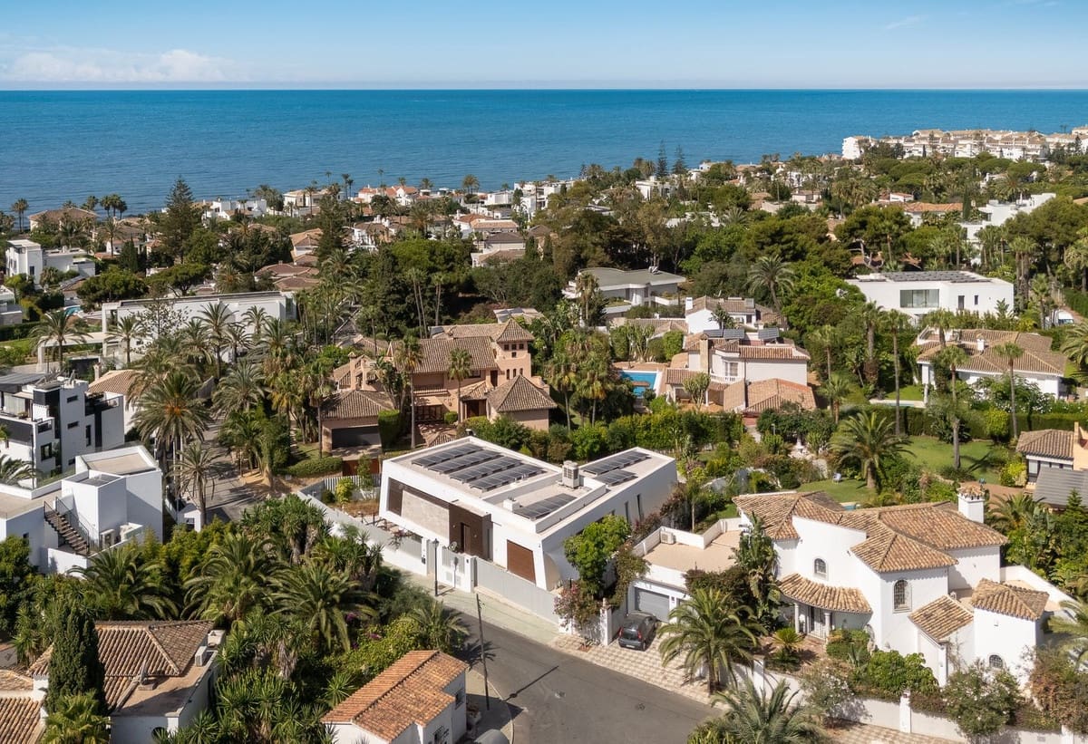6 chambre Villa/Maison à vendre à Marbesa avec piscine garage - 3 250 000 € (Ref: 10135312)