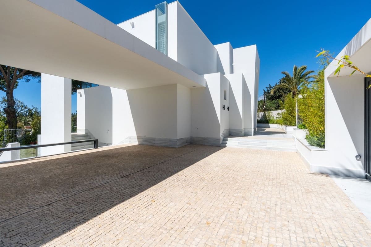 6 chambre Villa/Maison à vendre à Marbesa avec piscine - 4 775 000 € (Ref: 10135315)
