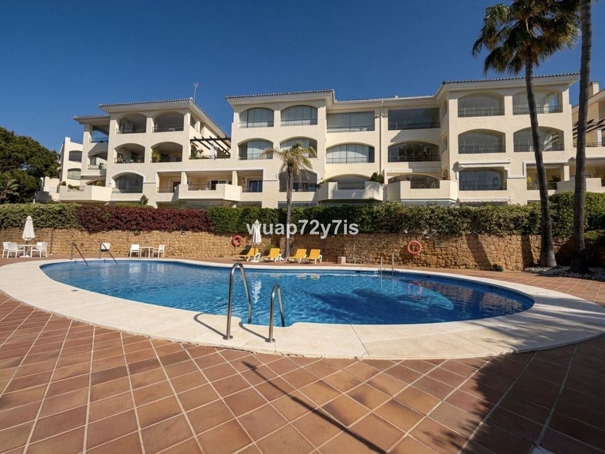 3 quarto Apartamento para venda em Elviria com piscina garagem - 2 200 000 € (Ref: 10138865)