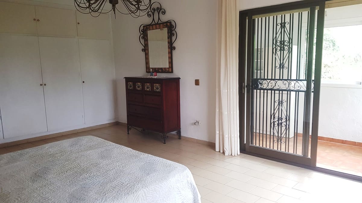 5 sypialnia Willa na sprzedaż w Elviria z basenem garażem - 3 500 000 € (Ref: 10138866)