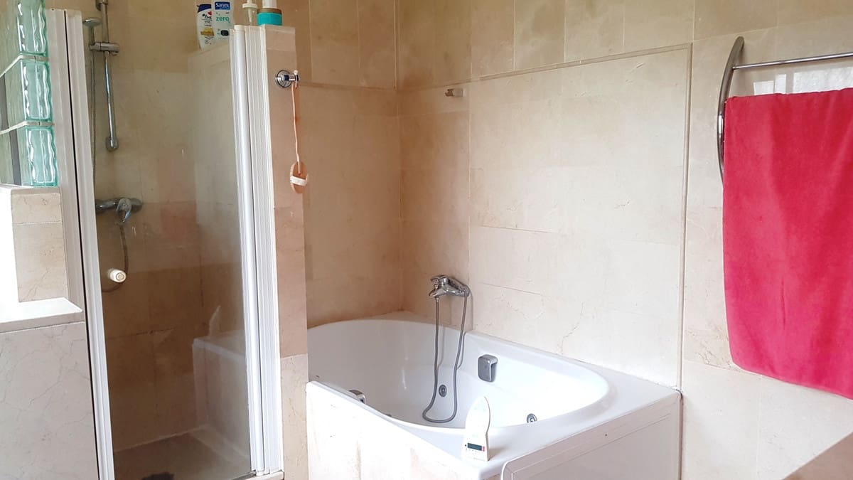 5 sypialnia Willa na sprzedaż w Elviria z basenem garażem - 3 500 000 € (Ref: 10138866)
