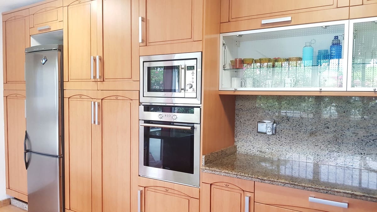 5 sypialnia Willa na sprzedaż w Elviria z basenem garażem - 3 500 000 € (Ref: 10138866)