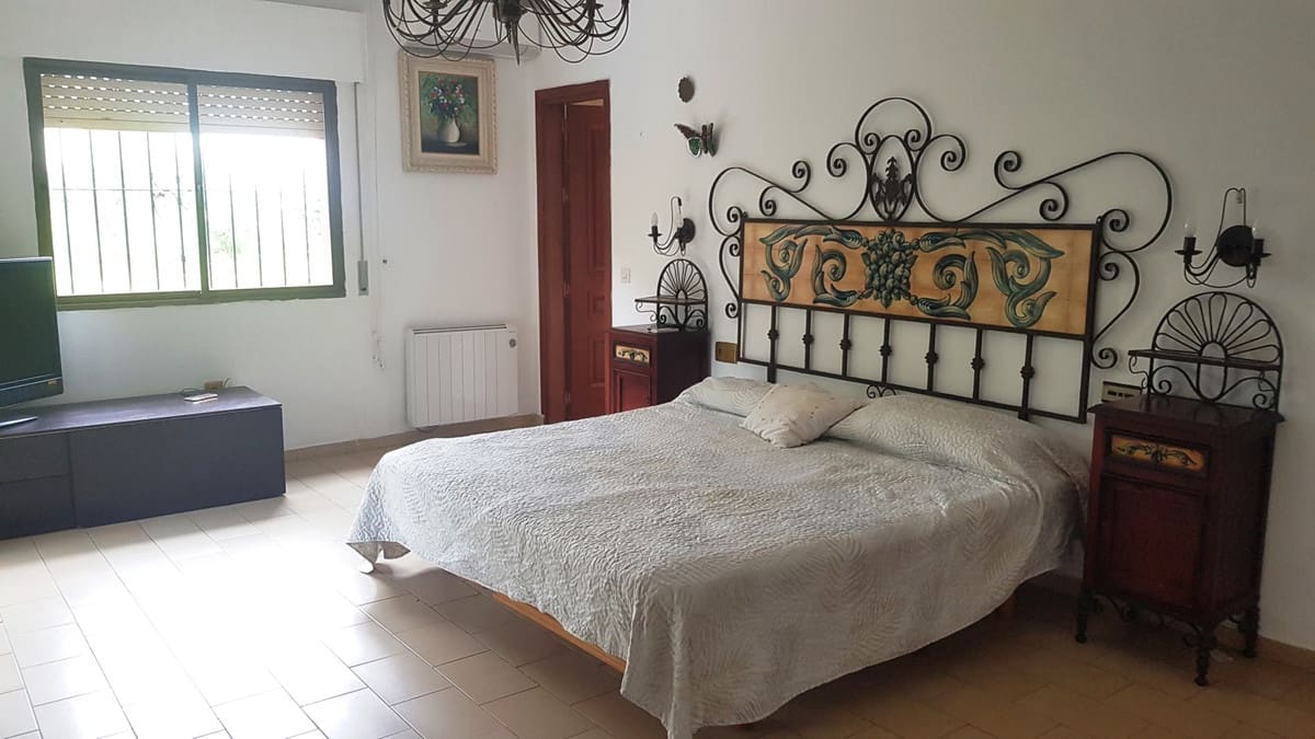 5 sypialnia Willa na sprzedaż w Elviria z basenem garażem - 3 500 000 € (Ref: 10138866)